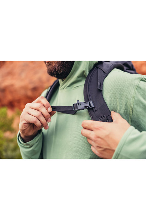 Gregory Stout 35 35L Forest Black – official Gregory view 4
