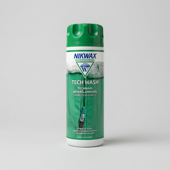 Nikwax Tech Wash (300 ml) — tehniskais tīrīšanas līdzeklis ūdensnecaurlaidīgam apģērbam