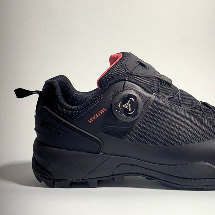 Outdoor Shoes HUMTTO black with Boost midsole