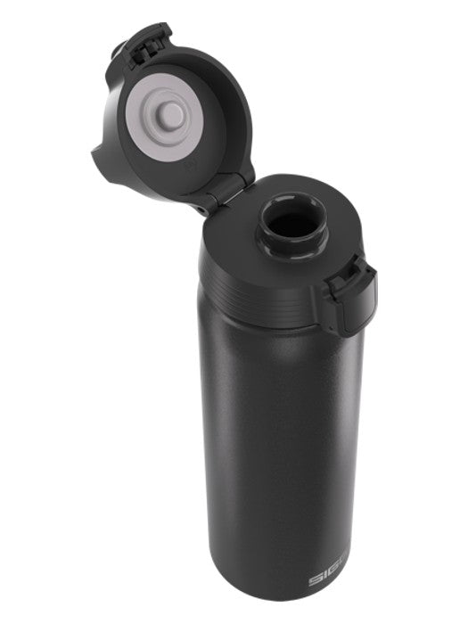 SIGG termos pudele Shield One melna, termiska, 0.75L, piemērota pārgājieniem un ikdienas lietošanai Latvijā.