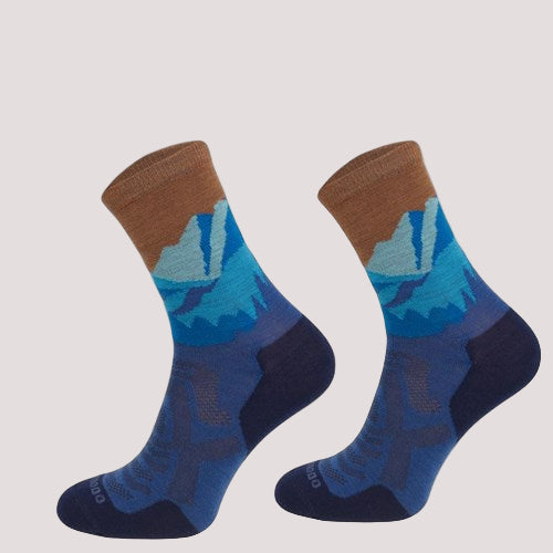 Performance every day hiking merino wool socks mountain