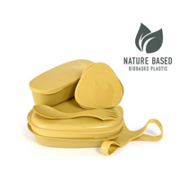 Light My Fire LunchKit BIO mustyyellow komplekts ar traukiem, Spork dakšiņu, ūdensizturīgām kārbiņām un elastīgu siksnu.