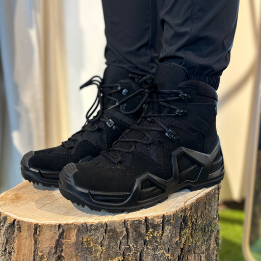 Best lowa boots online