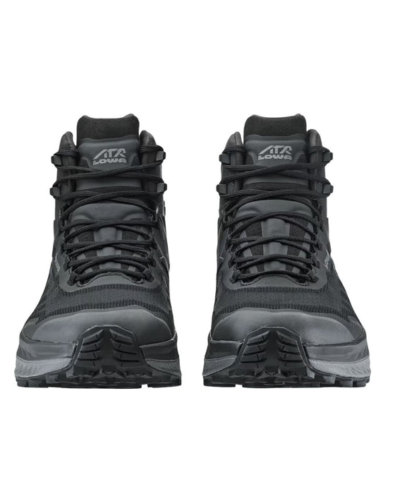 Taku skriešanas apavi. Lowa Fortux QC GTX Black melnas ūdensnecaurlaidīgas kvarta augstuma taku skriešanas kurpes ar izturīgu zoli un potītes atbalstu.