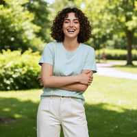 Humtto sieviešu ātri žūstoša T-krekls, elpojošs materiāls, cerulean krāsa, piemērots vasaras aktivitātēm ārā.