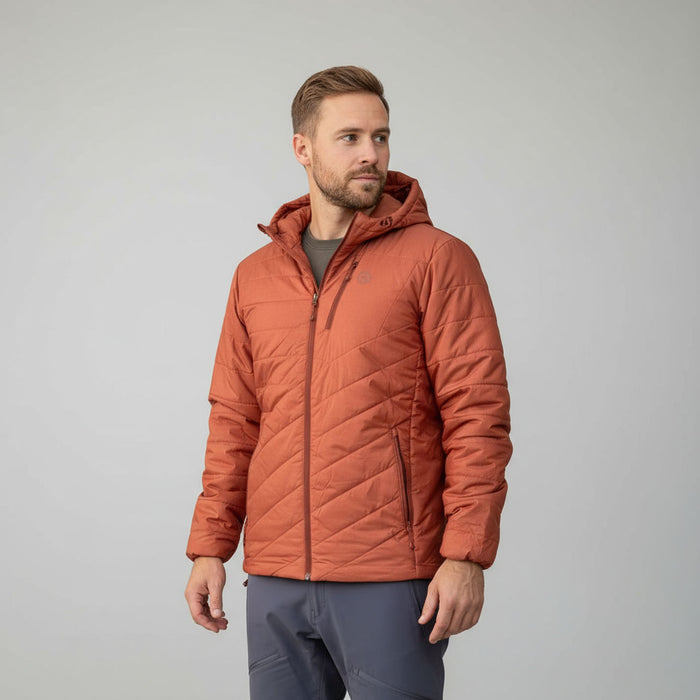 FHM vieglā Primaloft jaka, Toray Airtastic materiāls, terrakotas krāsa, vēja un ūdens atgrūdoša, piemērota pārgājieniem.