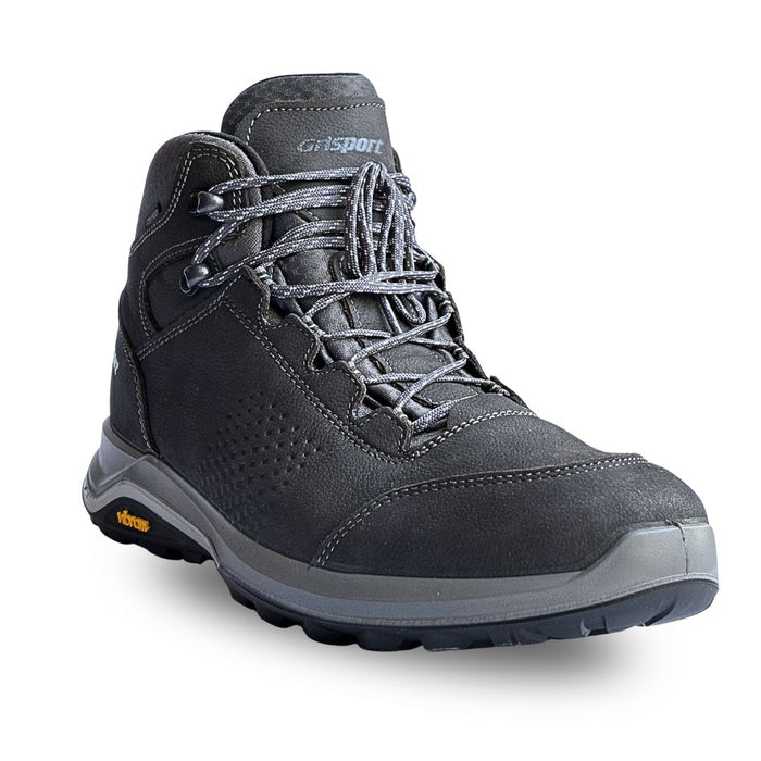 Grisport pārgājienu zābaks, ādas materiāls, pelēks, piemērots kalnu pārgājieniem un lietainiem laikapstākļiem Latvijā.