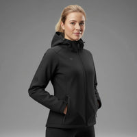 humtto softshell jaka melna, ūdensnoturīga ar dwr pārklājumu, piemērota lietainam laikam un pārgājieniem Latvijā