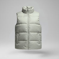 humtto dūnu veste, gaiši pelēka, viegla un silta, piemērota pārgājieniem un ikdienai rudenī un ziemā Latvijā