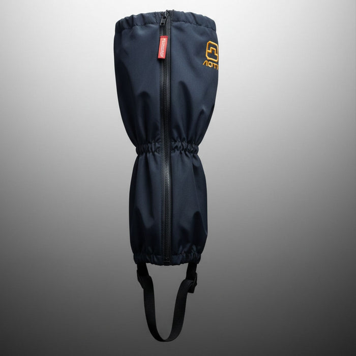 ūdensnecaurlaidīgi pārgājienu gaiteri ar rāvējslēdzēju, melni, apavu aizsardzībai pret mitrumu un dubļiem