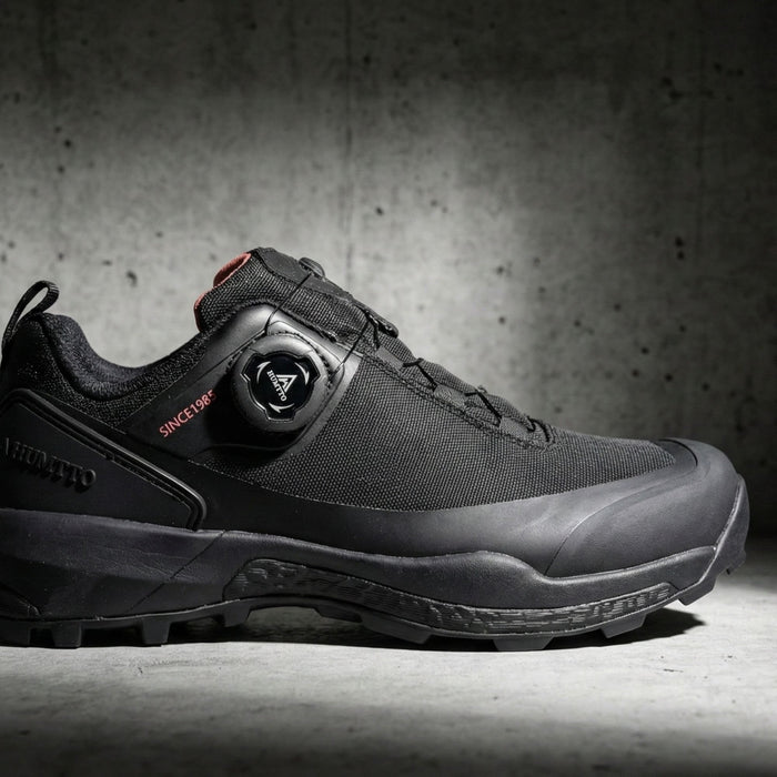 Outdoor Shoes HUMTTO black with Boost midsole