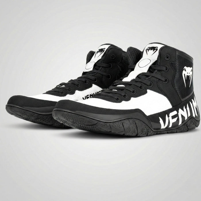Борцовская обувь Venum Elite Black and White
