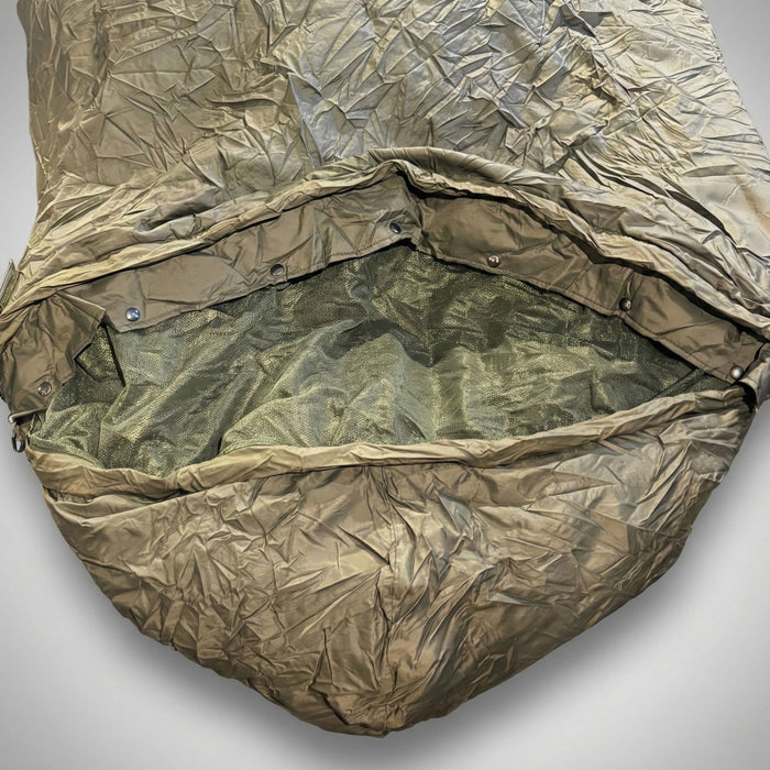 Военный спальный мешок Carinthia Tropen 200 с противомоскитной сеткой +5C / 1300 г