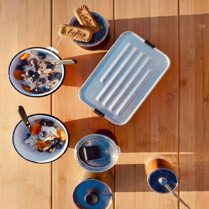 Ланч-бокс SIGG Metal Lunch Box Aluminium L лёгкий контейнер для еды