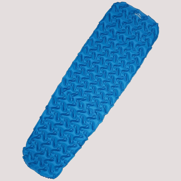 Fjord Nansen Ultralight nylon mattress pad TREKKER NG r-Value 1.6 – viegls un izturīgs 20D neilona matracis ar inovatīvu kameru dizainu.