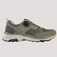 Men's Outdoor Hiking Shoes Humtto Khaki 160913A-3 ar ādas un elpojošu auduma virsmu, EVA viduszoliņu un izturīgu gumijas zoli.