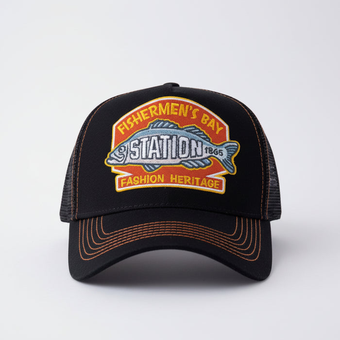 Baseball cap with fish black