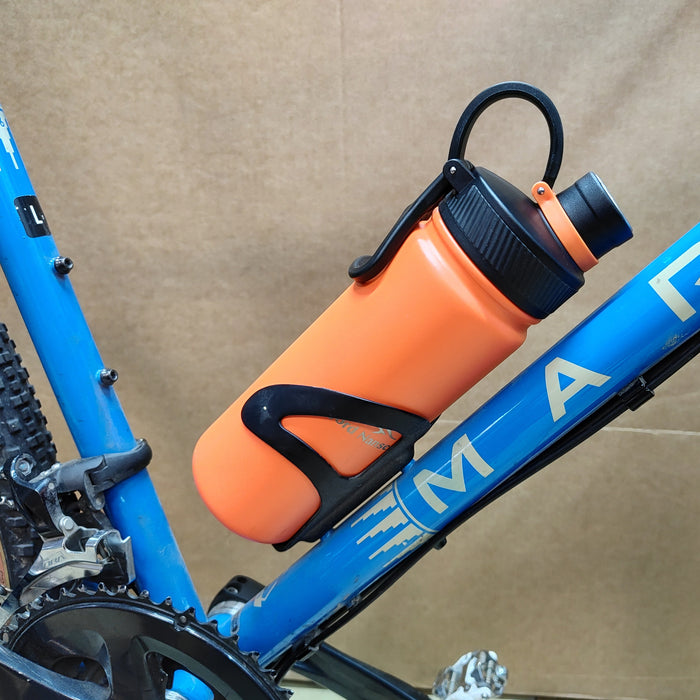 kaldi tērauda termoss, 650 ml, oranžs, ar skrūvējamu vāciņu un salmiņu, piemērots sportam un pārgājieniem