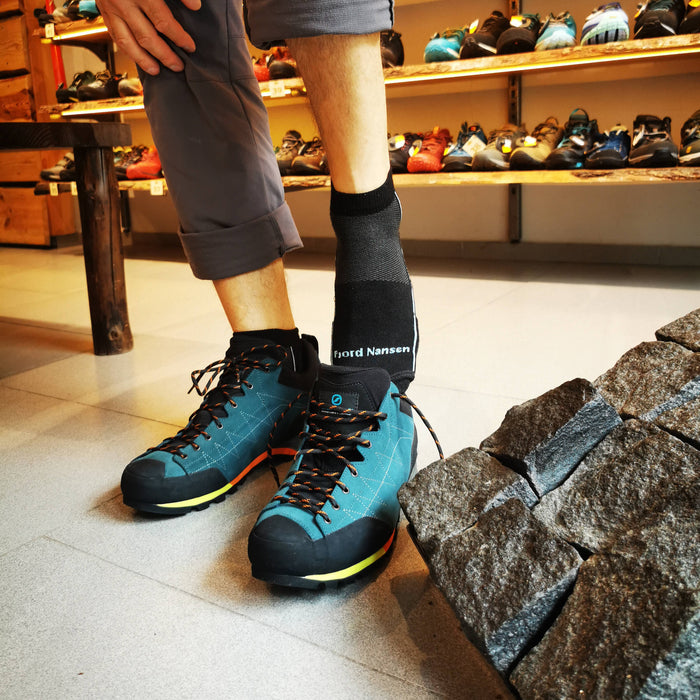 Socks for low hiking boots NIS SNEAKER KEVLAR black/wavy blue
