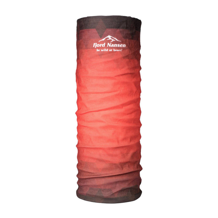 fjord nansen galvas sega, daudzfunkcionāla, sarkana, piemērota pārgājieniem un āra aktivitātēm Latvijas laikapstākļiem