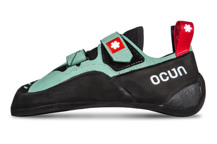 Ocún Striker QC Malachite Green kāpšanas apavs kreisajā sānskatā