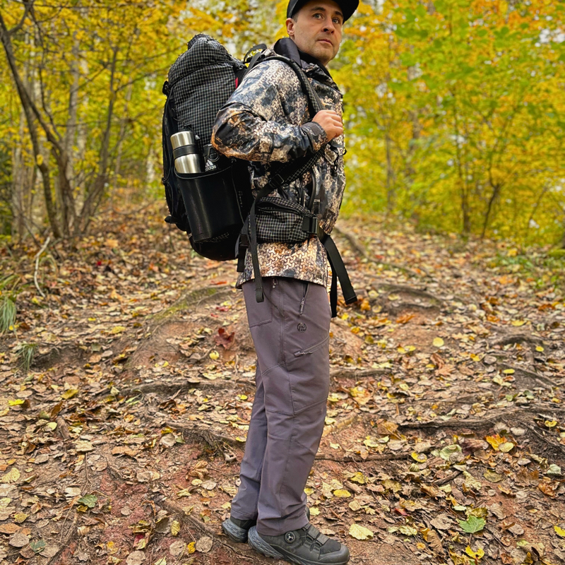 Trekinga bikses FHM Trek no Softshell Pelēkas
 

Iepazīstinām ar universālajām Trekinga biksēm: Tūrisma Bikses FHM TREK komforts, funkcionalitāte un stils.

Uzlabojiet savus piedzīvojumus brīvā dabā ar mūsu universālajām biksēm Trek, kas izstrādātas tā, lai pārspētu jūsu cerības. Izgatavotas no mīksta, elastīga un augstas kvalitātes auduma, šīs bikses nodrošina ātru žūšanu, elastību un lielisku elpošanu, padarot tās par ideālu kompanjonu aktīvām aktivitātēm brīvā dabā.