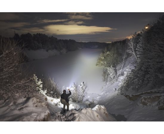 Armytek Viking Pro Max ar baltu gaismu – jaudīgs taktiskais LED lukturis, produkta foto 28